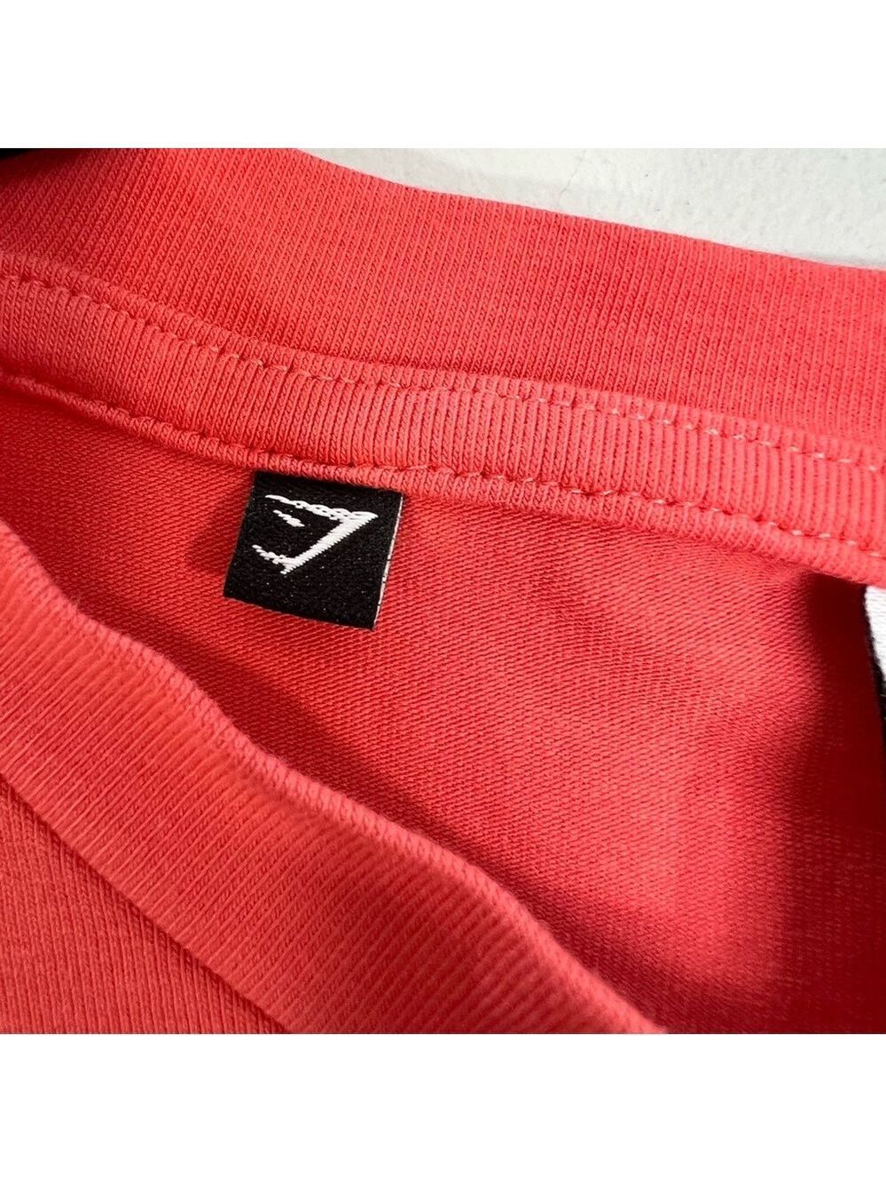 Gymshark watermelon pink white cropped spell out workout athletic shirt S - Picture 9 of 13